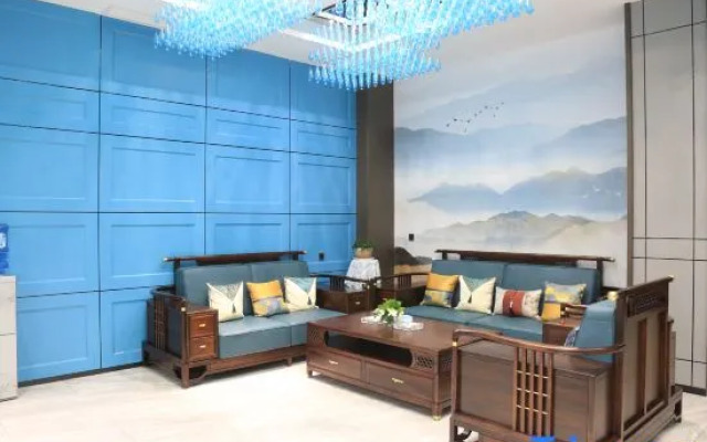 Hefeng Express Hotel