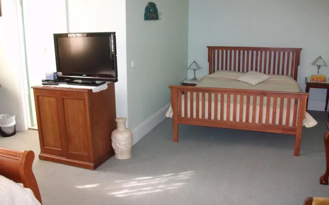Stella's Dromana Hotel