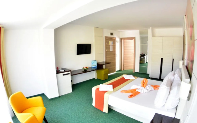 Mera Resort - Hotel Mera Sky