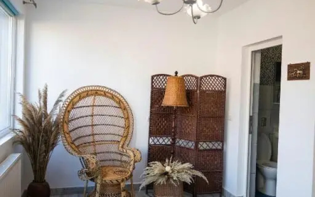 Arad Apartment - Vintage Design