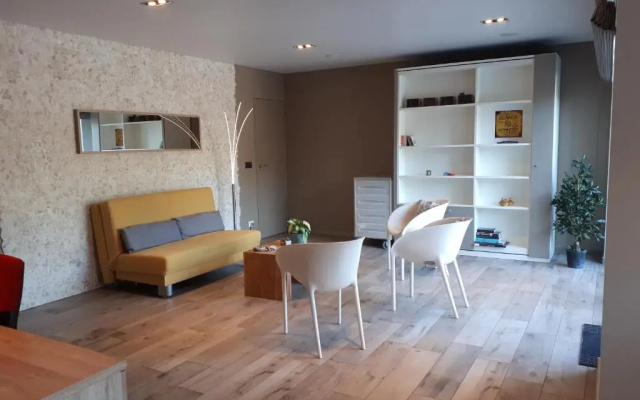 Au Paradis Guesthouse