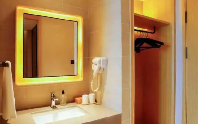 Ji Hotel Guangzhou Huangpu Development Zone