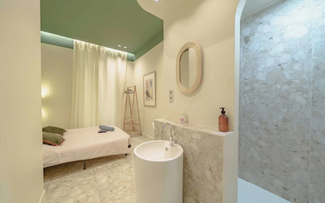 Family Apartment - 3 Bdr/6p - Near the Old Port