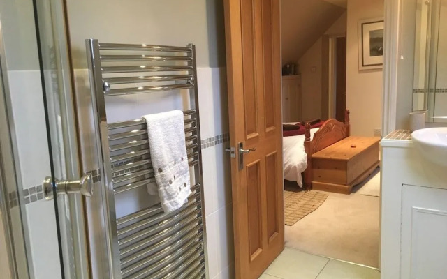 5 Charlton Mill Way B&B