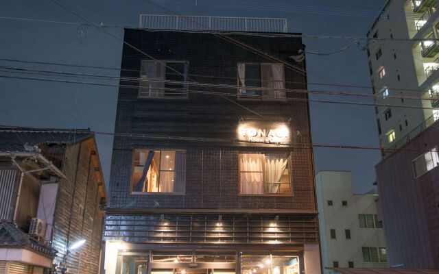 Tonagi Hostel And Cafe Фукуока вид на фасад