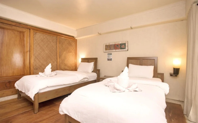 Mayumi Beach Villa