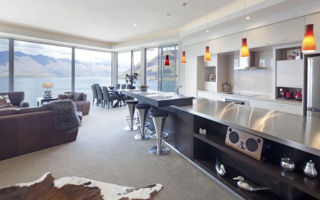 Lakes Views at Aspen House