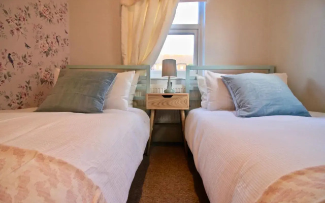The Cliff Hotel