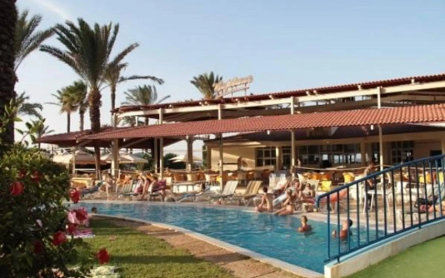 Курортный отель Riadh Palms Resort & Spa