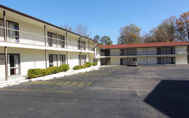 Budget Inn Selma