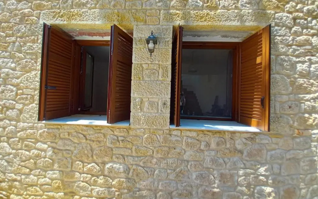 In Between Mani Villas