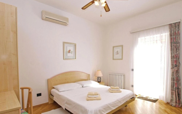 Amazing Home in Medulin With Wifi and 2 Bedrooms