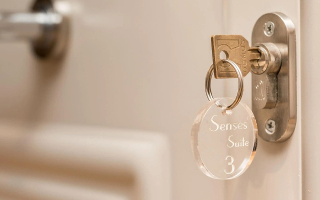 Senses Suite Tria in Dassia