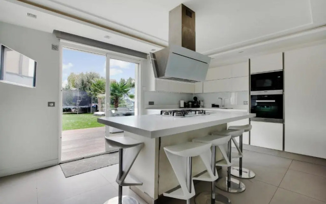 CMG Superbe maison 3BDR w jardin - 25 minutes de Paris