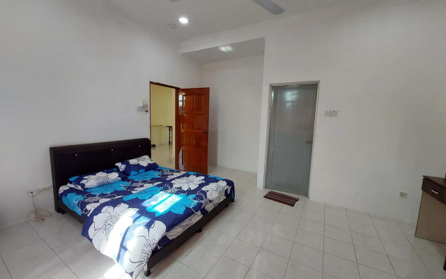 AL' Indara Bunglow Homestay Taiping