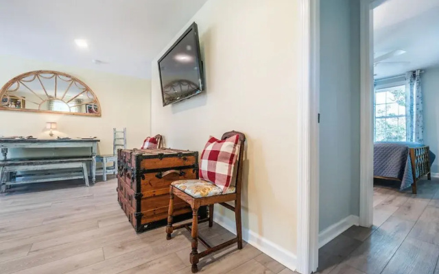 Ankers Away by Topsail Realty