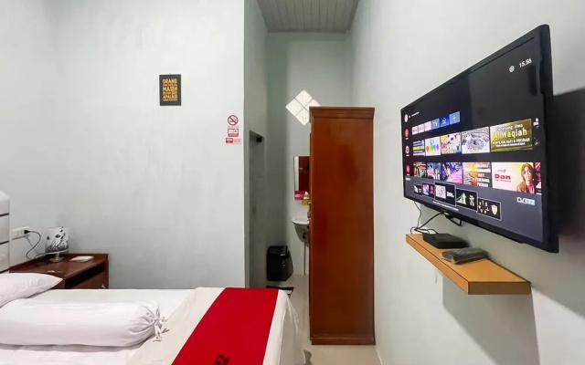 RedDoorz Near Kantor Bupati Tapanuli Tengah Aek Tolang