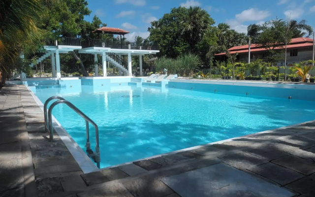 Lucky Beach Resort