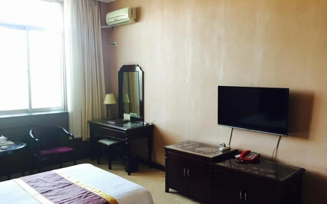 Jiayuguan Huatian Hotel