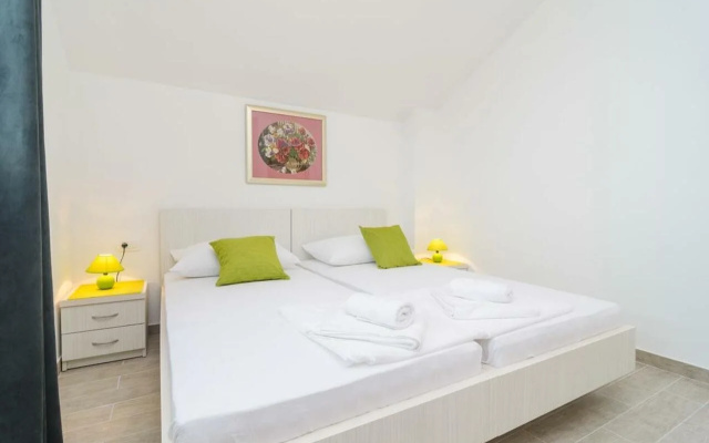 Apartments Villa Dadic