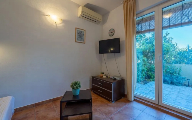 Apartments Ena