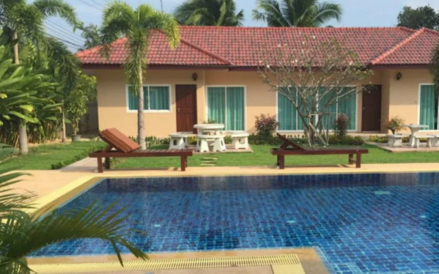 East Shore Resort