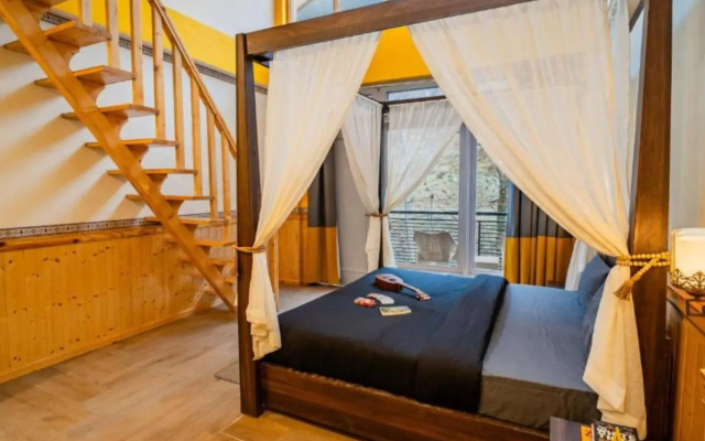 The Hosteller Jibhi