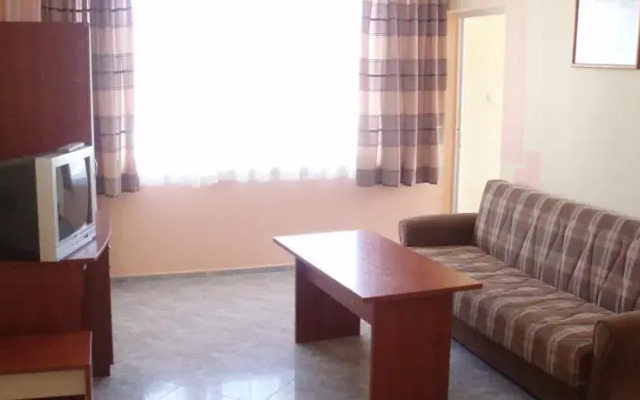 Vasima Hotel