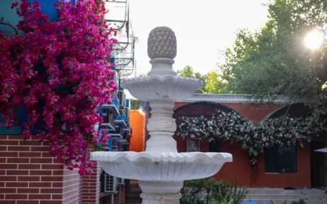 Yining Nalan Pavilion B&B
