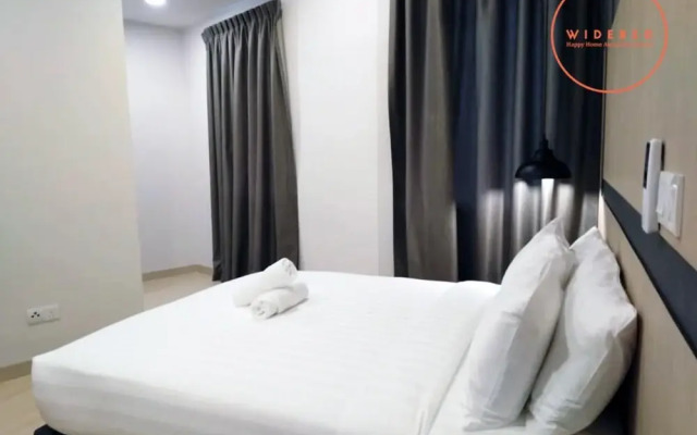 Windmill Upon Hills Genting by Widebed