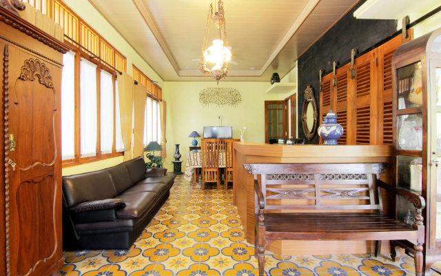 Embe Joglo Homestay