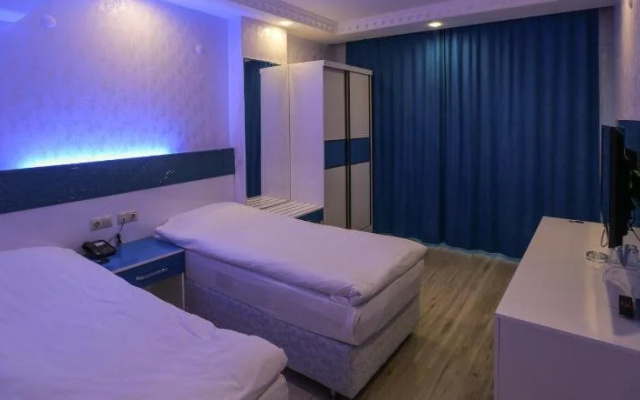 Unal Palas Hotel