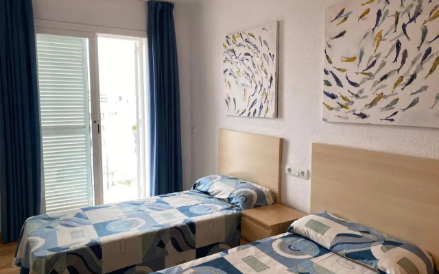 Flat with POOL 600m from the BEACH