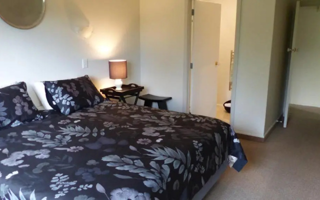 Ashcroft Gardens Bed Breakfast