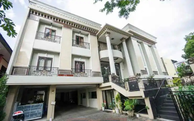 Fa 123 Family Residence