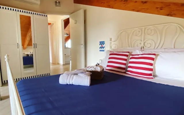 Lucky House & Il Mare In Mansarda