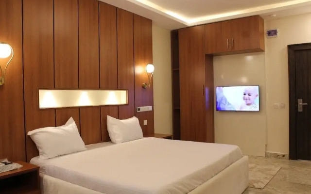 Fahrenheit Hotel