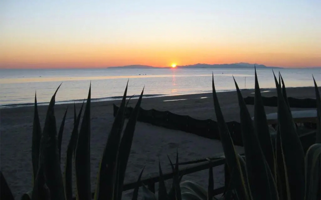 Suites Pratoranieri Beach