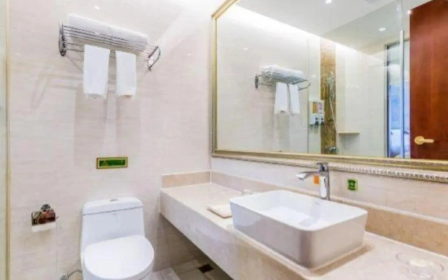 Vienna Hotel (Zhongshan Ancient Town Center)