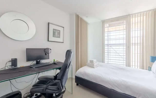 Modern 2BD Flat With a Balcony - Wandsworth
