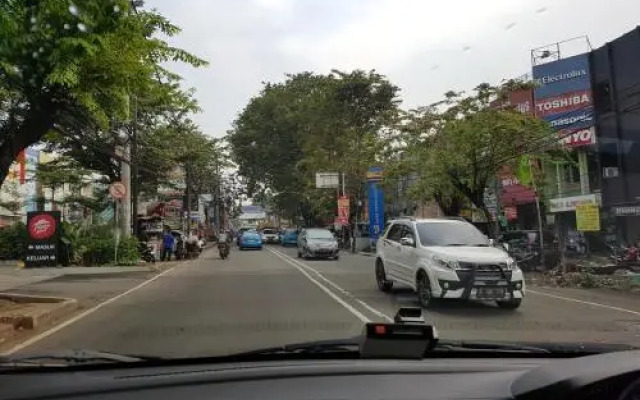 Cinere Inn & Residence