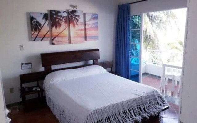 Hotel Tropical Inn
