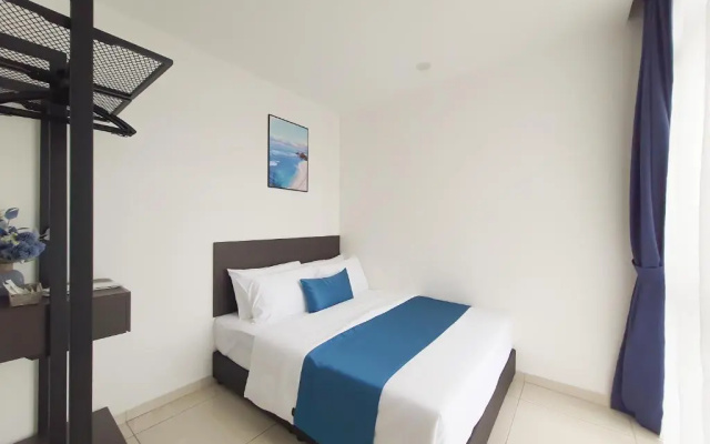 The Straits Suites & Residences
