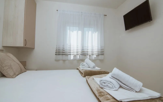 Apartments PiiP-ni-More