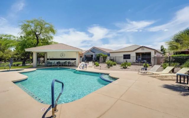 Phoenix Home on Golf Course: Pool & Hot Tub Access
