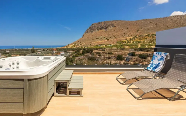 Villa Bella With Jacuzzi