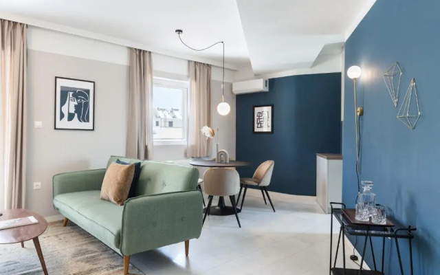 Iconic 1BR Apartment in Koukaki by UPSTREET
