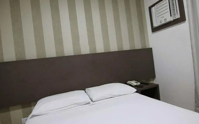 David Plaza Hotel