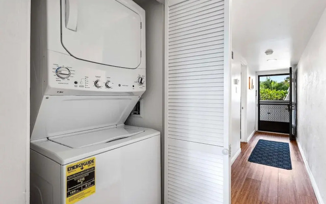 Great Location Close to ocean Central AC