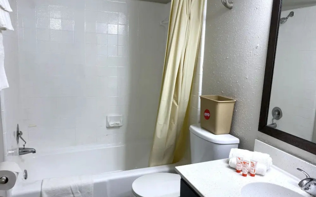 OYO Apartments at Establishment